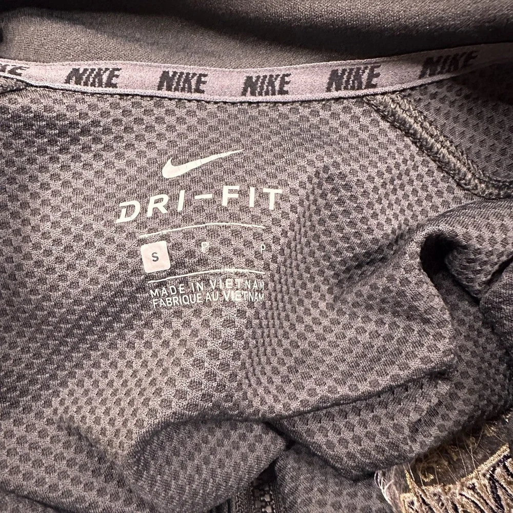 Montreat College Nike Dri Fit 1/4 Zip Pullover Mens Small Gray Side Pocket EUC